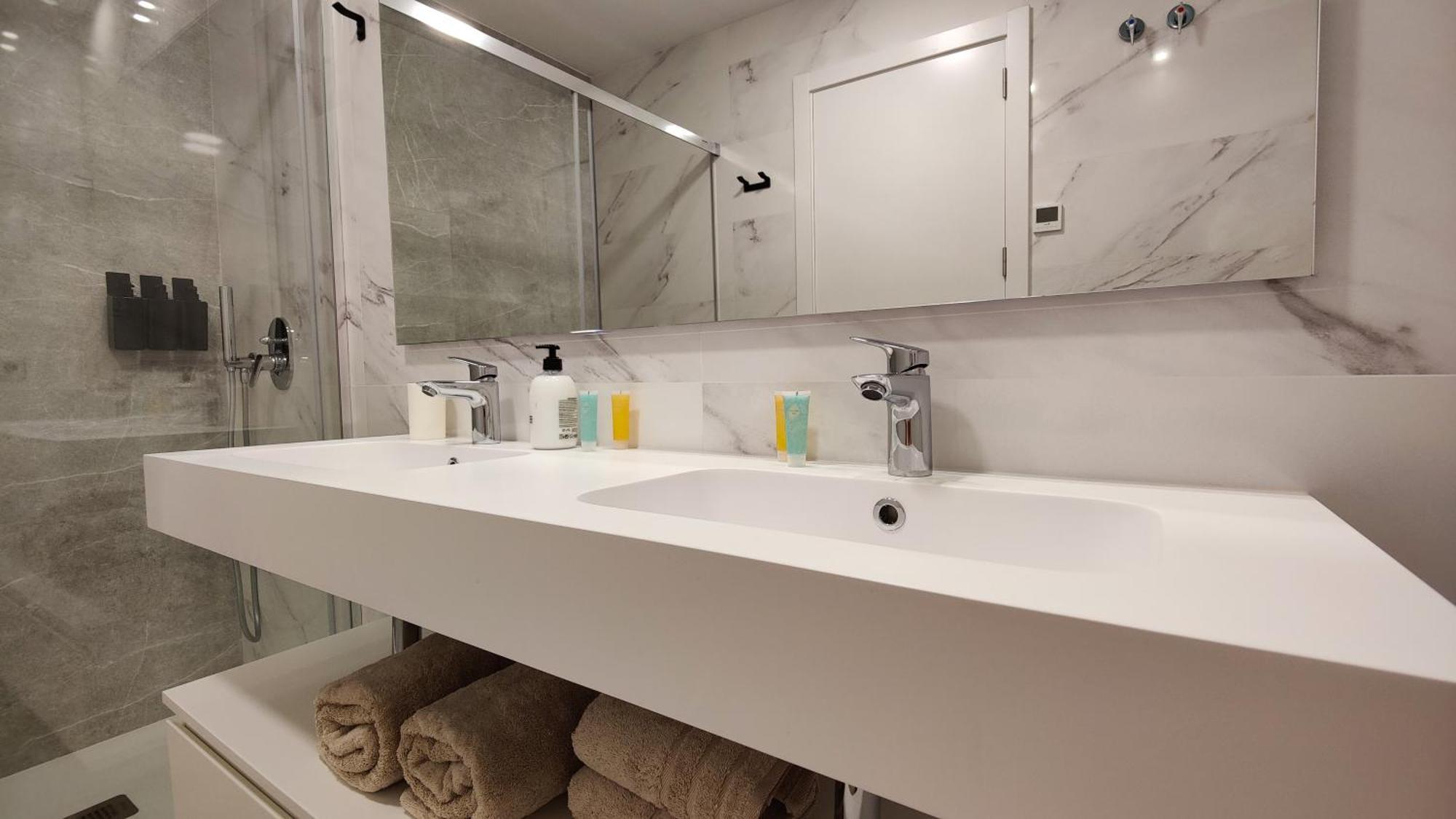 Sunset Cliffs Modern Apartment Benidorm Esterno foto