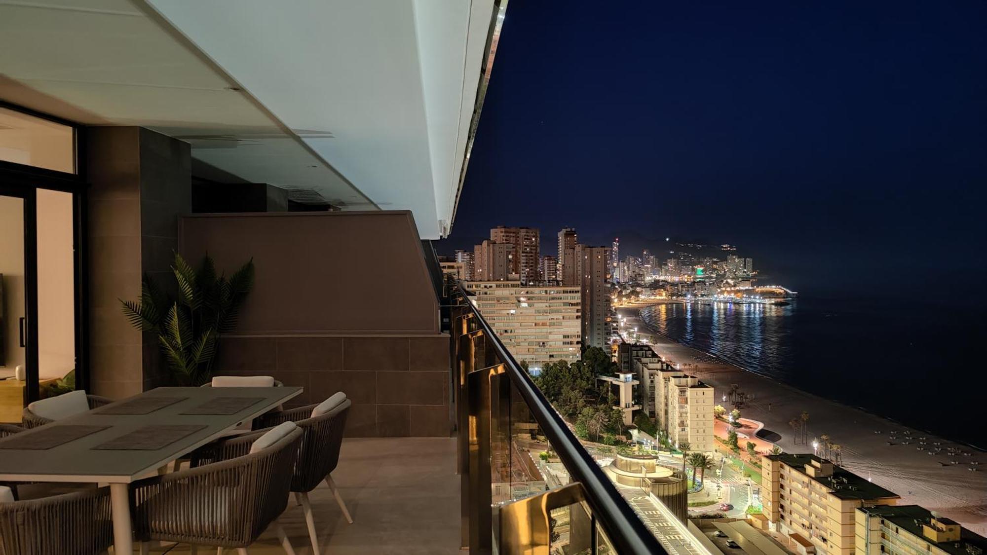 Sunset Cliffs Modern Apartment Benidorm Esterno foto